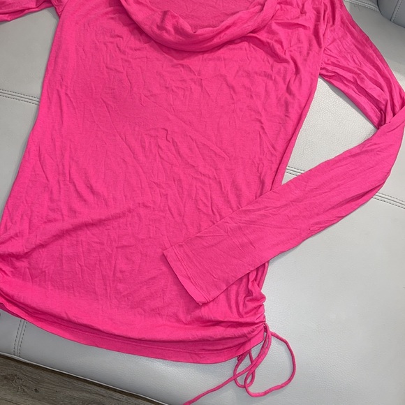 Lucy long sleeve cowl neck shirt 👚 - Picture 3 of 6